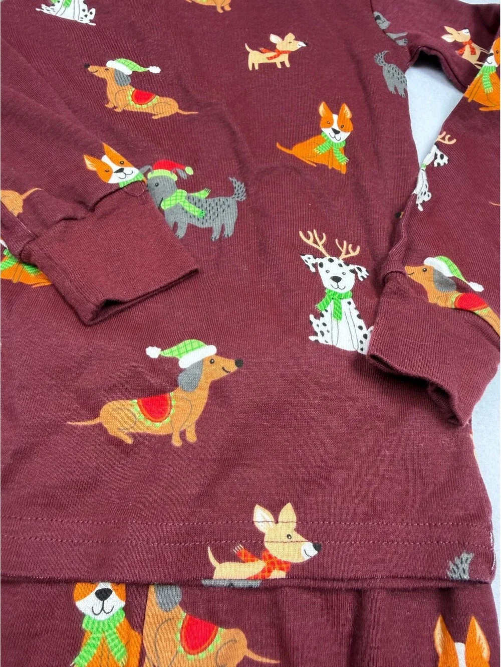 PJ Place Two Piece Pajama Set Size 5 Dogs Holiday Print Burgundy Cotton